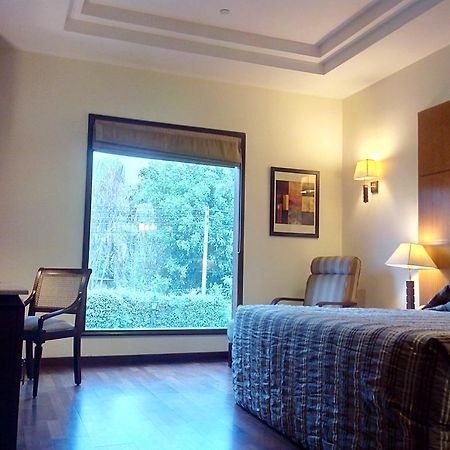 The Ocean Pearl Retreat Hotel Új-Delhi Kültér fotó