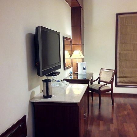 The Ocean Pearl Retreat Hotel Új-Delhi Kültér fotó