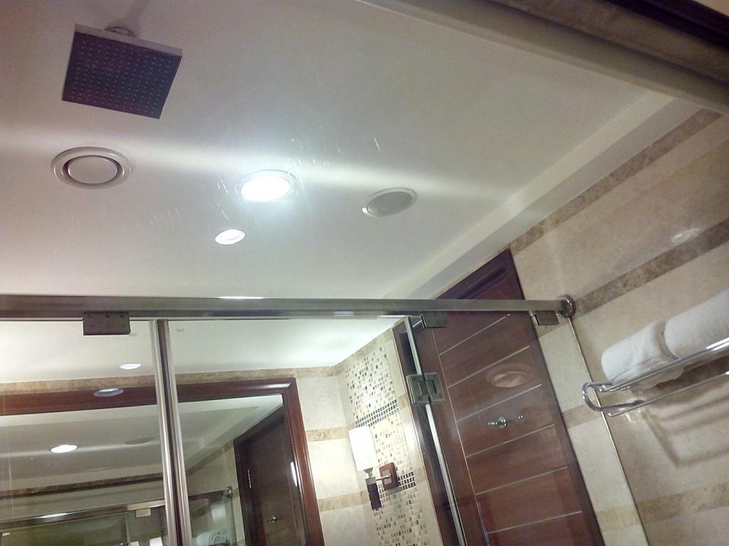 The Ocean Pearl Retreat Hotel Új-Delhi Kültér fotó